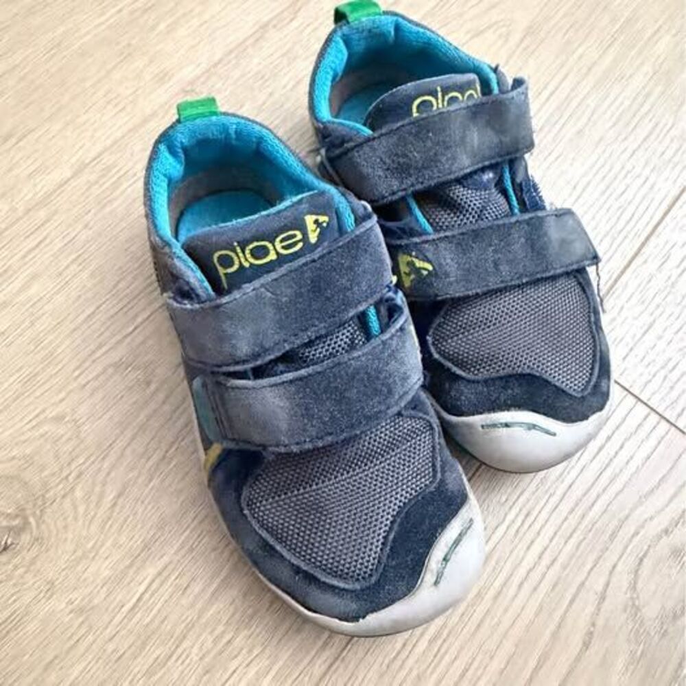 Plae Ty Kids Shoes Size 8